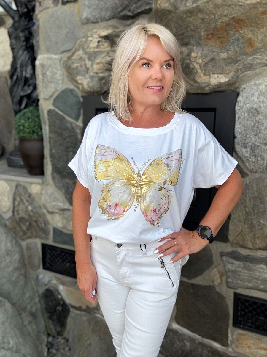 Butterfly t-shirt soft yellow