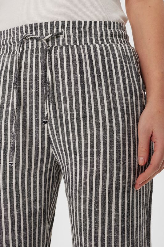 Lava pants striper