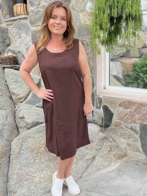 Hovedbilde Lava dress  med knapper brun