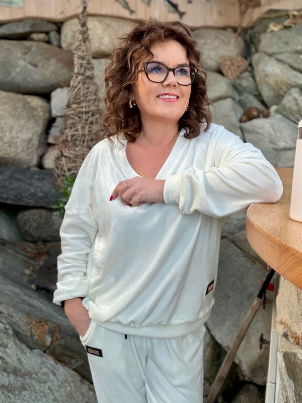 NY LEVERING Lux Velour sett hvit 